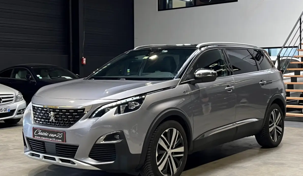 Peugeot 5008 GT 2.0 BlueHDI 180 EAT6 7 Places / Ori France / JA 19'' / Carplay / Caméra 360°