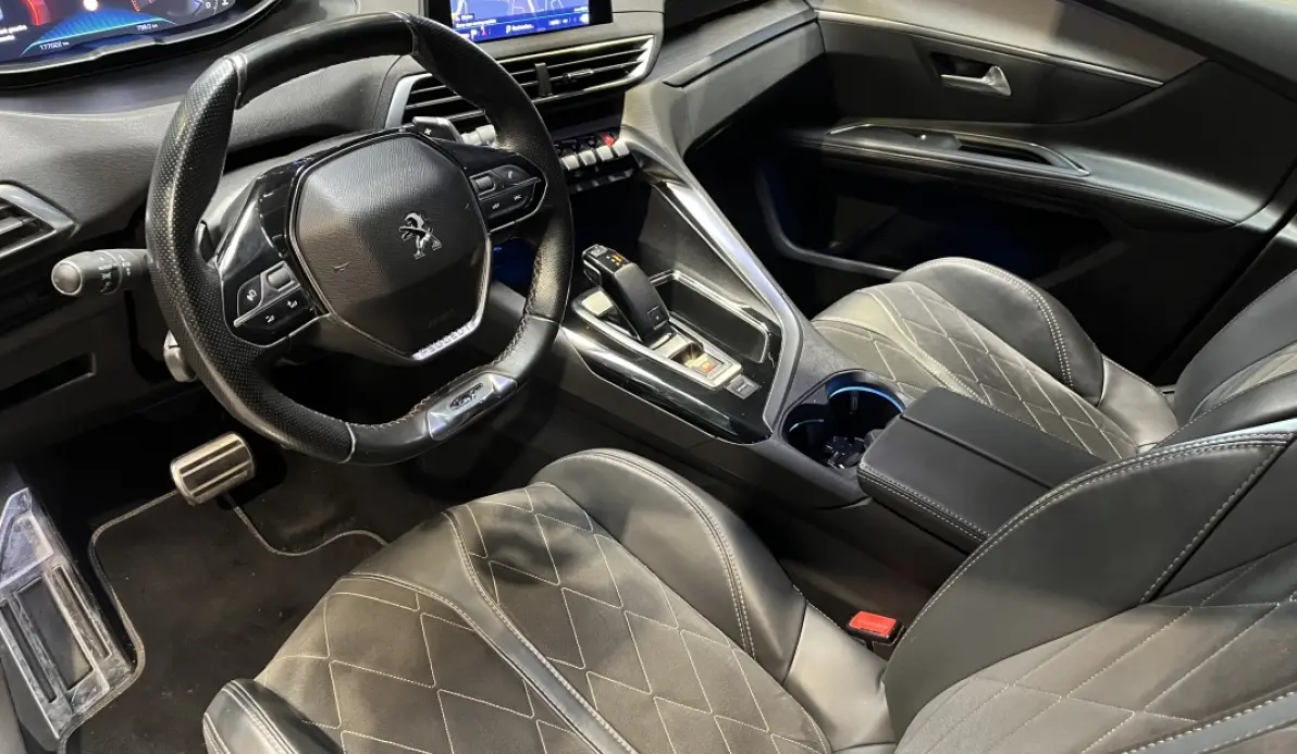 Peugeot 5008 GT 2.0 BlueHDI 180 EAT6 7 Places / Ori France / JA 19'' / Carplay / Caméra 360°