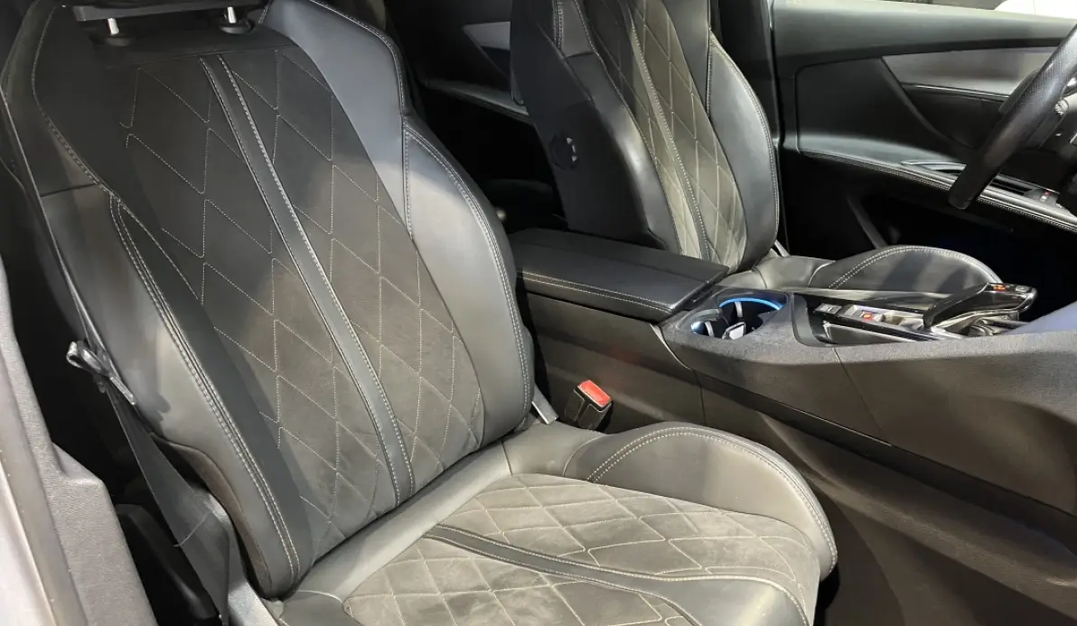 Peugeot 5008 GT 2.0 BlueHDI 180 EAT6 7 Places / Ori France / JA 19'' / Carplay / Caméra 360°