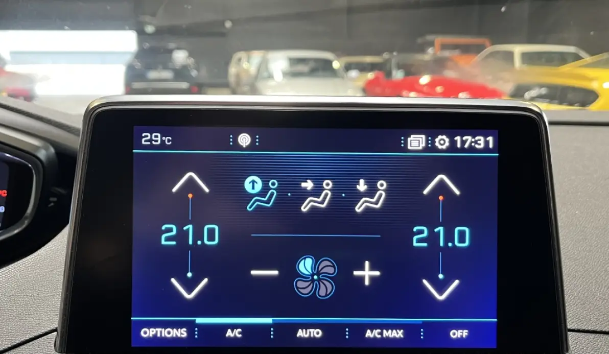 Peugeot 5008 GT 2.0 BlueHDI 180 EAT6 7 Places / Ori France / JA 19'' / Carplay / Caméra 360°