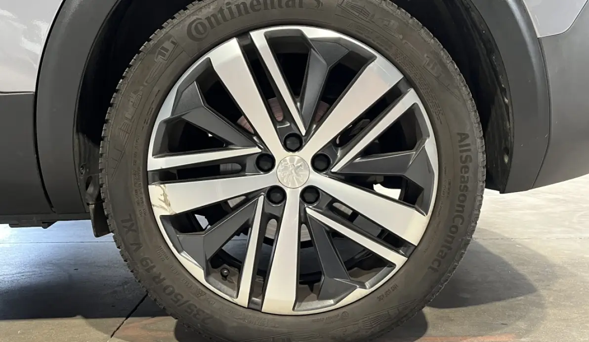 Peugeot 5008 GT 2.0 BlueHDI 180 EAT6 7 Places / Ori France / JA 19'' / Carplay / Caméra 360°