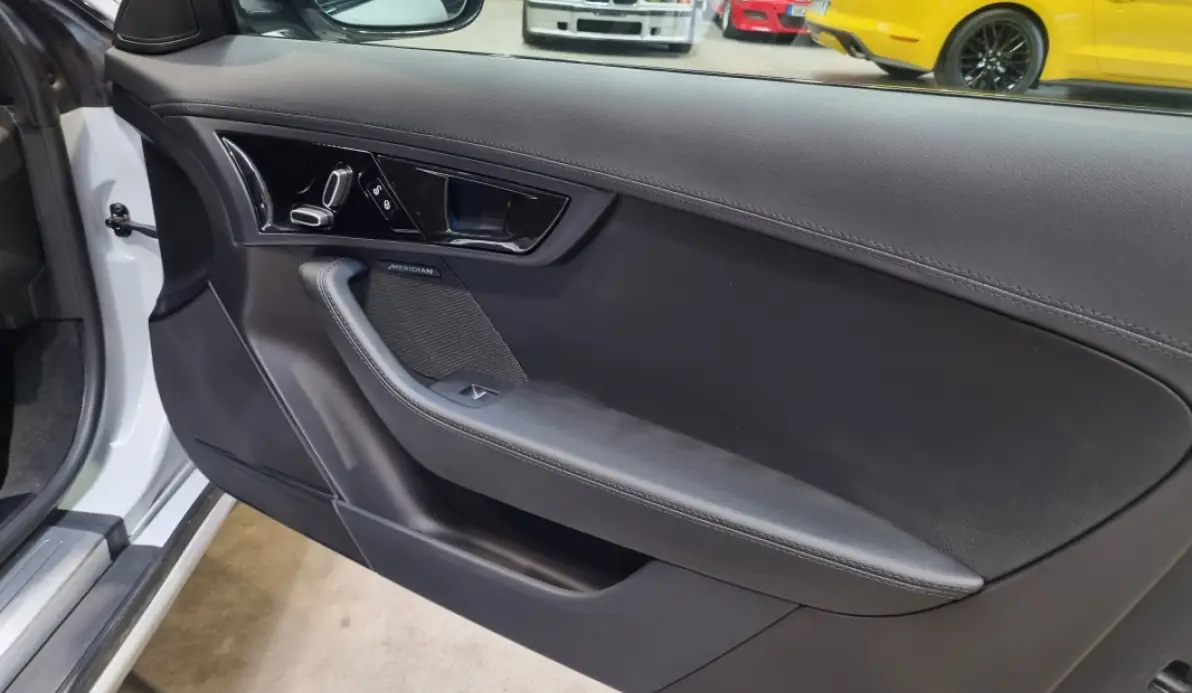 Jaguar F-Type V6 340 ch BVA8 