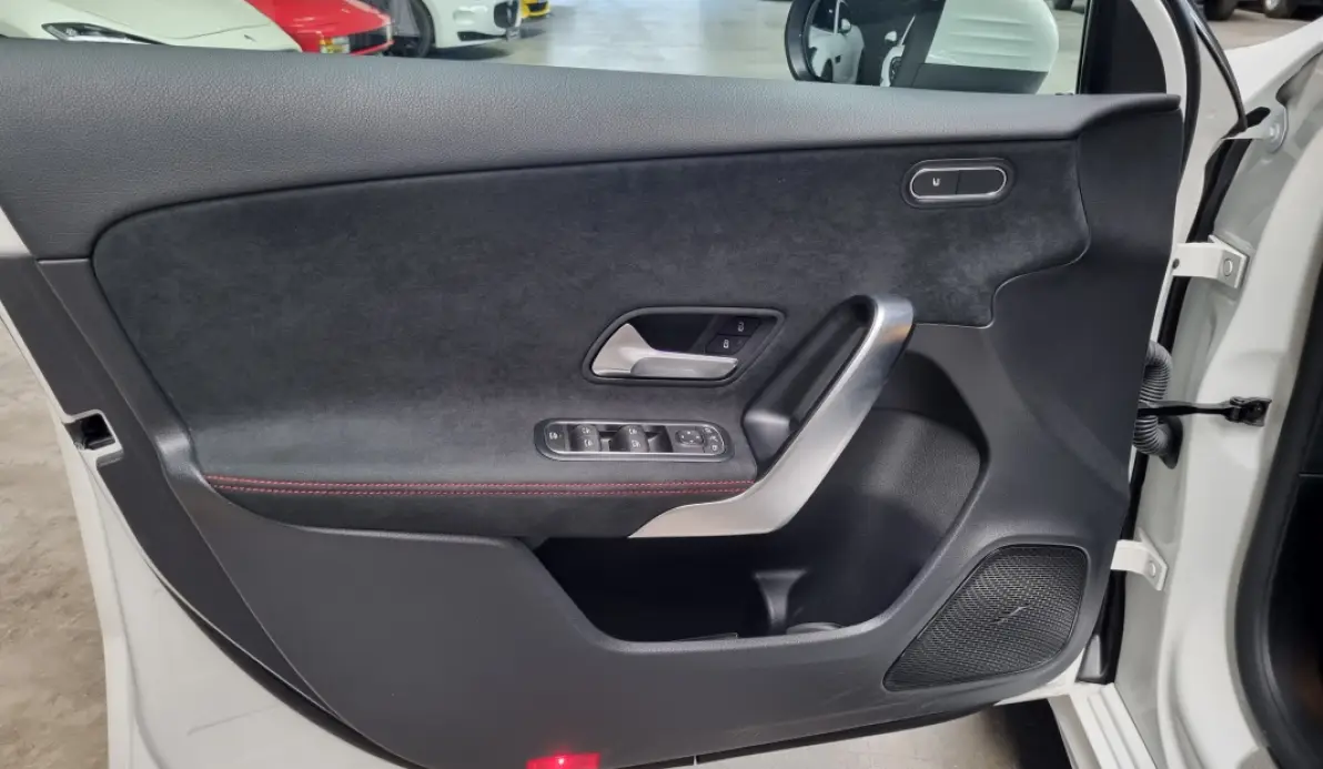 Mercedes Classe A 200 AMG Line 163 ch 7G-DCT