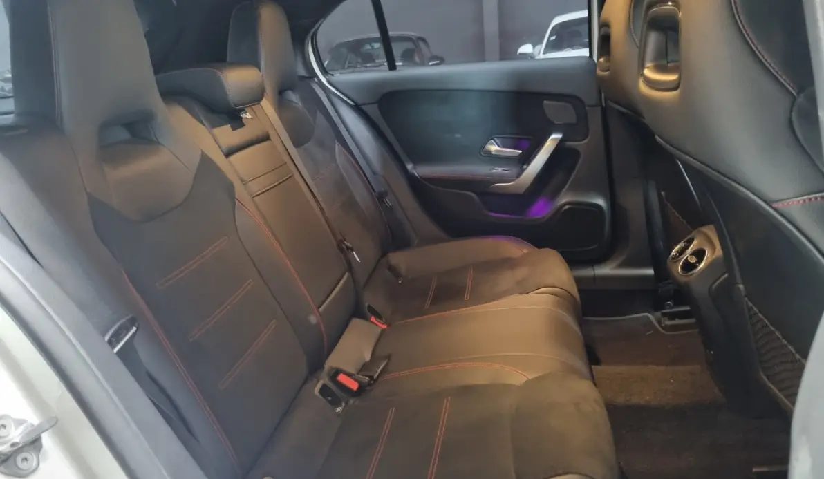 Mercedes Classe A 200 AMG Line 163 ch 7G-DCT