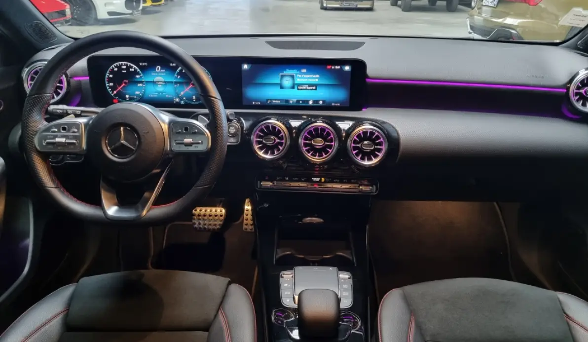Mercedes Classe A 200 AMG Line 163 ch 7G-DCT