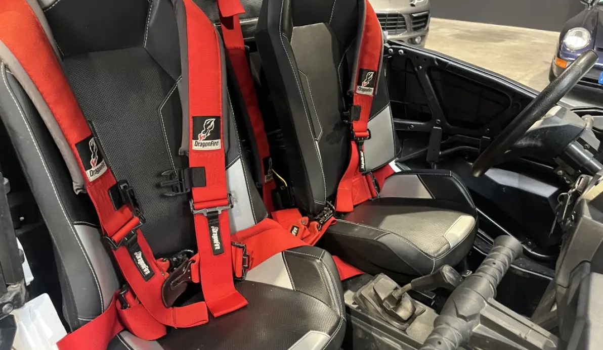 Polaris RZR 1000 Pare brise / Bluetooth / Treuil