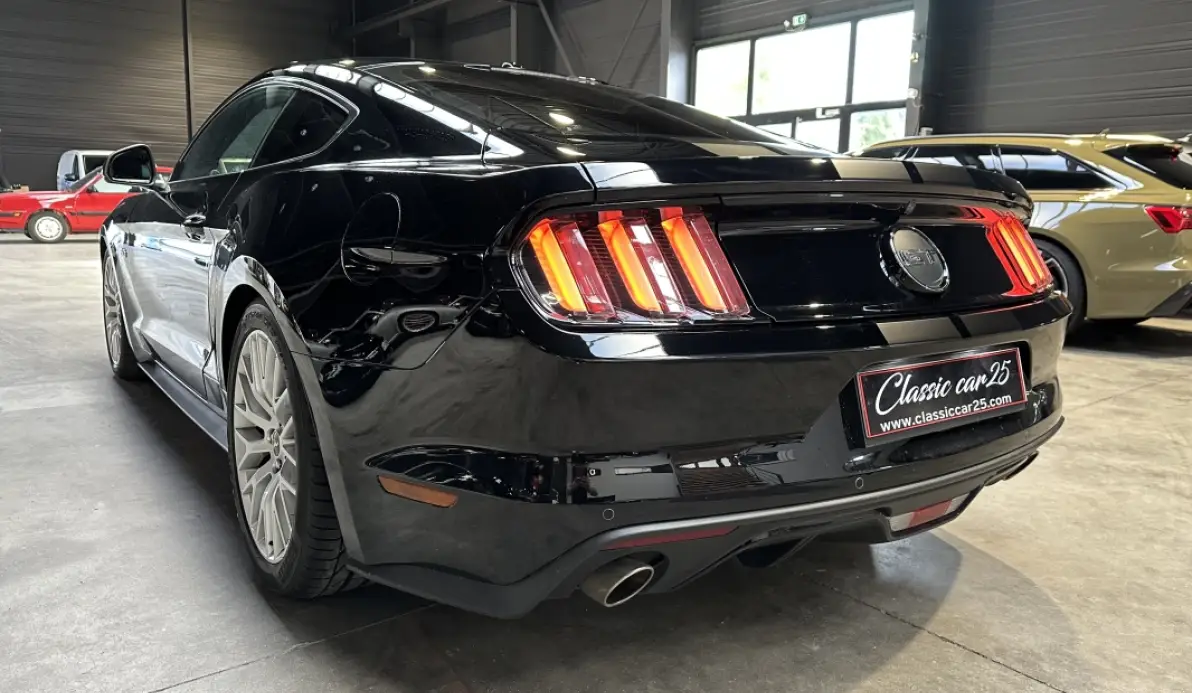 Ford Mustang GT Fastback 5.0 V8 421ch BVA