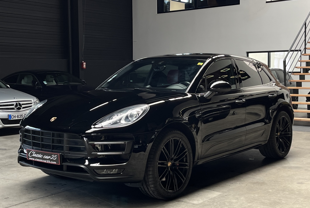 Porsche Macan Turbo 3.6 V6 PDK Pack Chrono / PASM / JA 21'' / Échappement sport