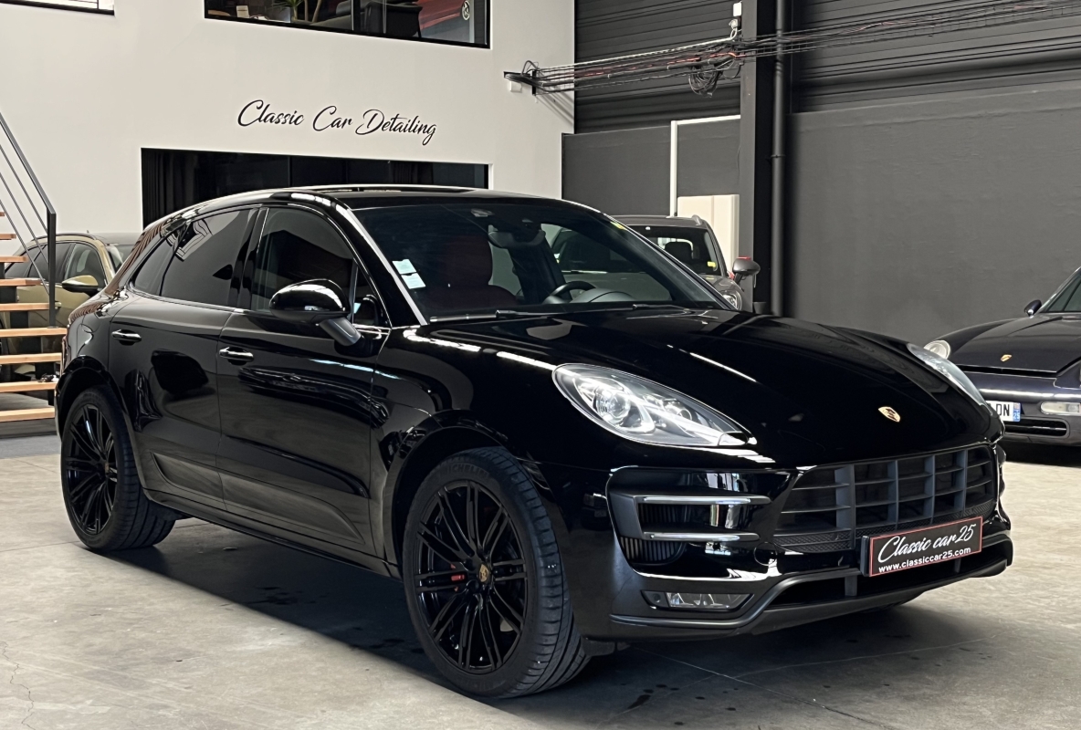 Porsche Macan Turbo 3.6 V6 PDK Pack Chrono / PASM / JA 21'' / Échappement sport