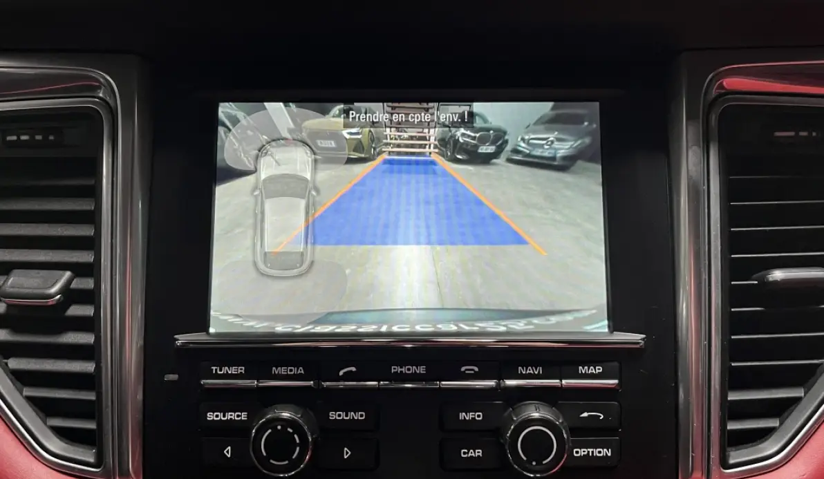 Porsche Macan Turbo 3.6 V6 PDK Pack Chrono / PASM / JA 21'' / Échappement sport