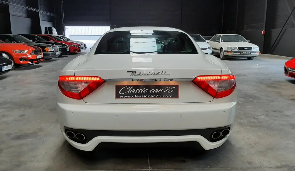 Maserati Granturismo V8 4,2L 405 ch BVA