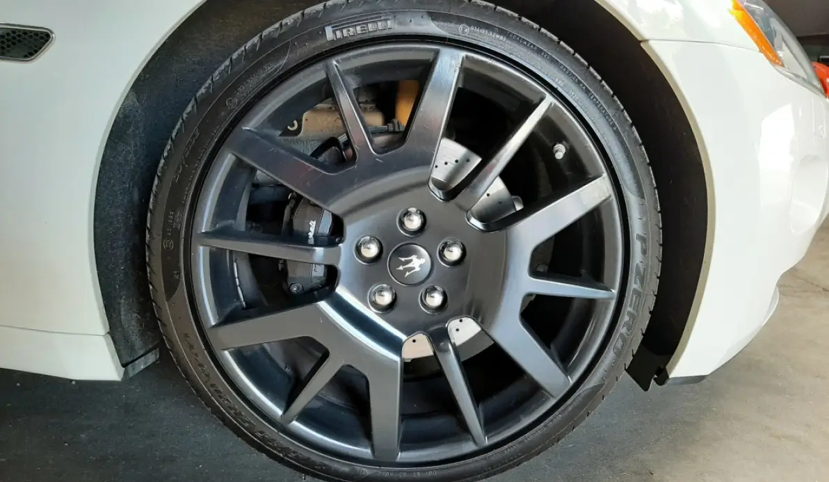 Maserati Granturismo V8 4,2L 405 ch BVA