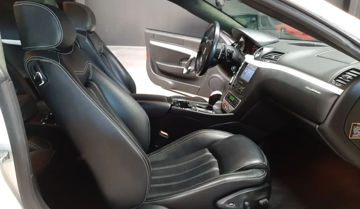 Maserati Granturismo V8 4,2L 405 ch BVA