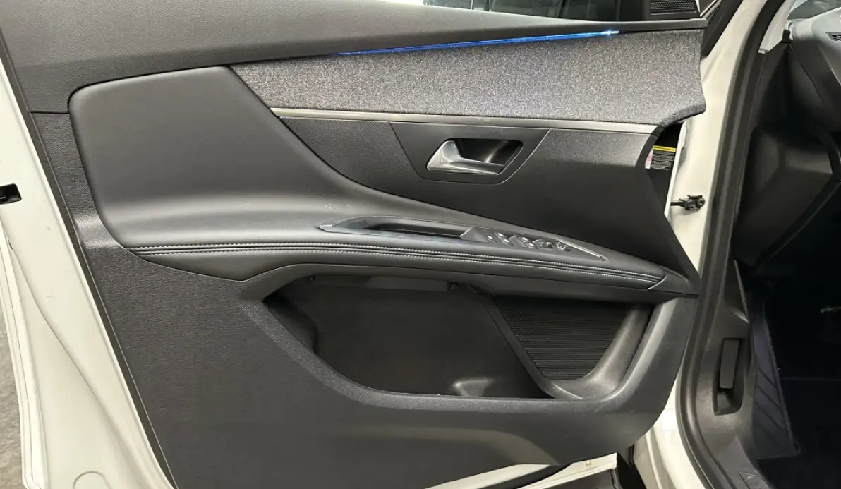 Peugeot 3008 Blue HDi 130 ch phase 2