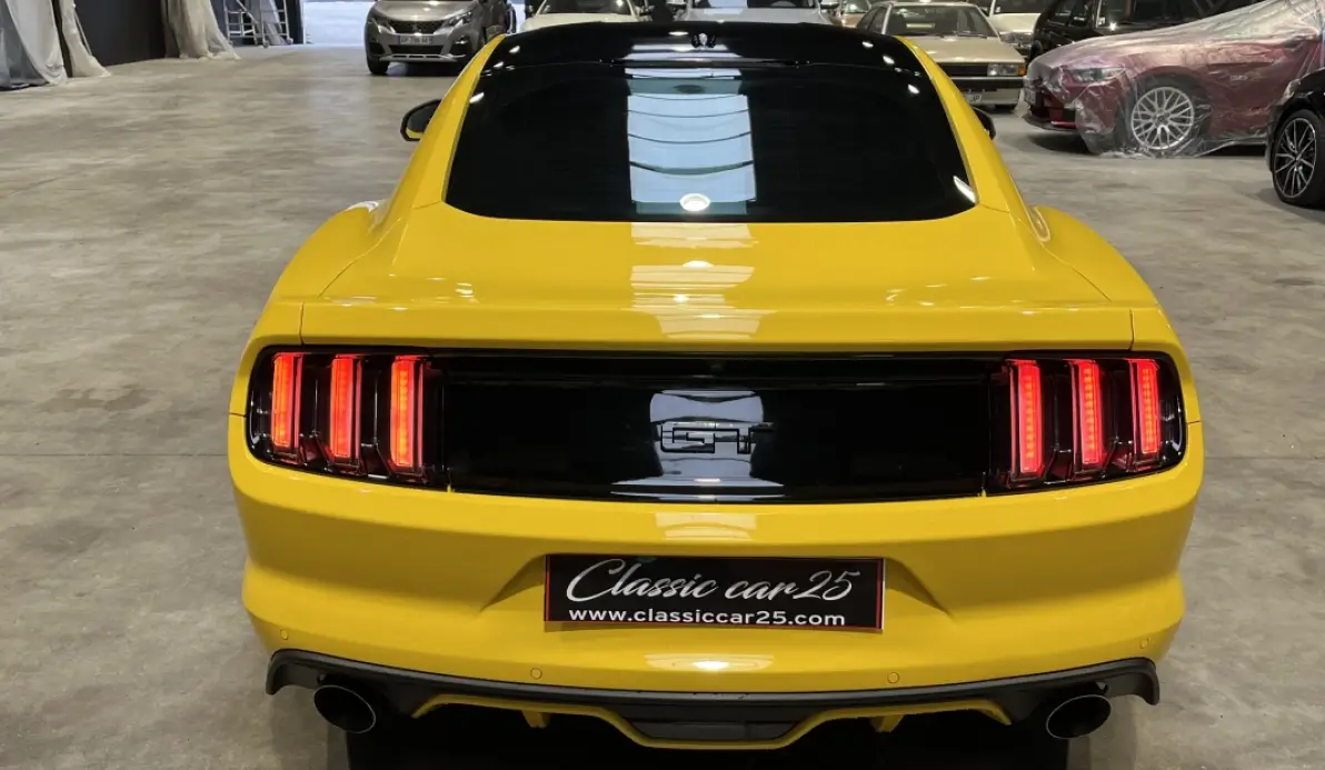 Ford Mustang GT Fastback 5.0 V8 421ch BVA 