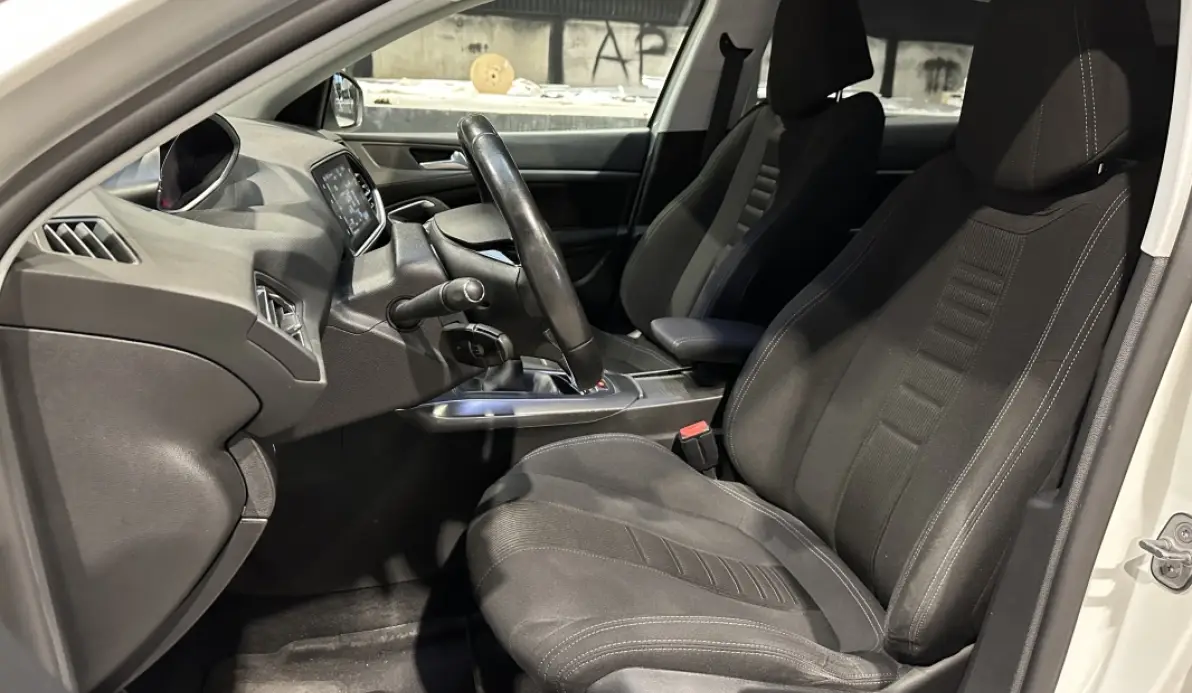 Peugeot 308 Allure THP 155 ch BVM6