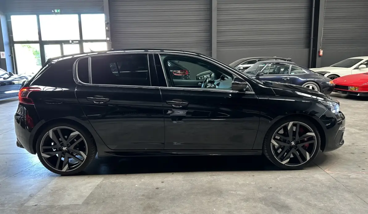 Peugeot 308 GTi By Peugeot Sport