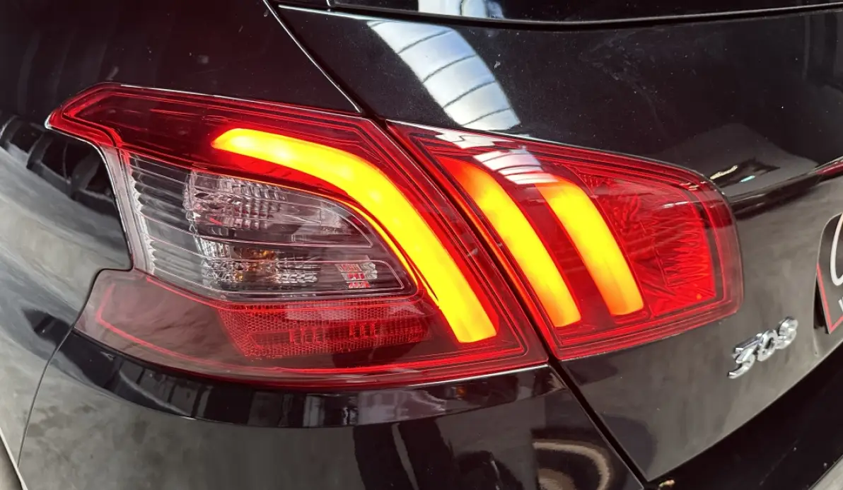 Peugeot 308 GTi By Peugeot Sport