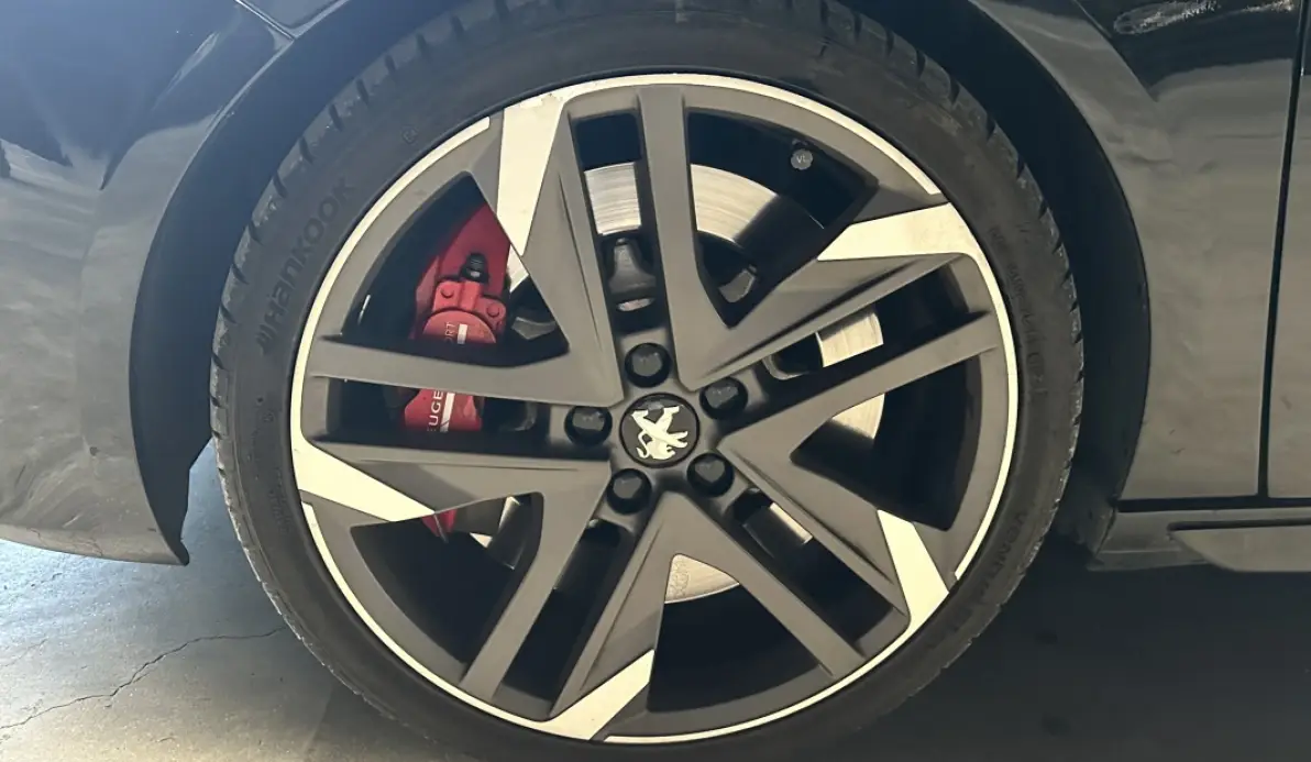 Peugeot 308 GTi By Peugeot Sport
