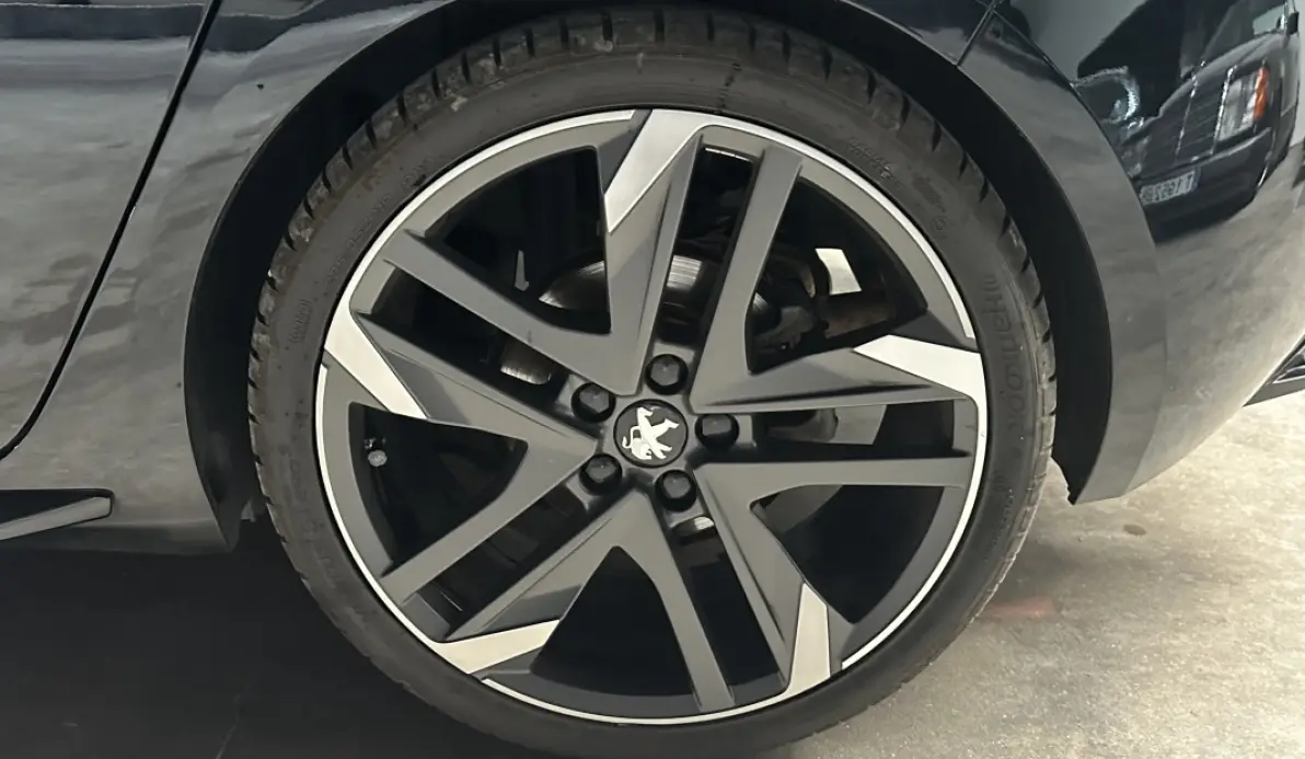Peugeot 308 GTi By Peugeot Sport