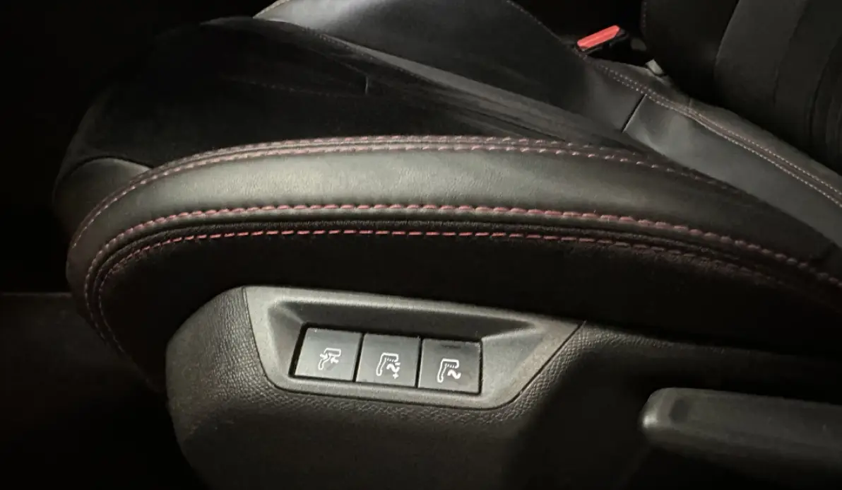 Peugeot 308 GTi By Peugeot Sport