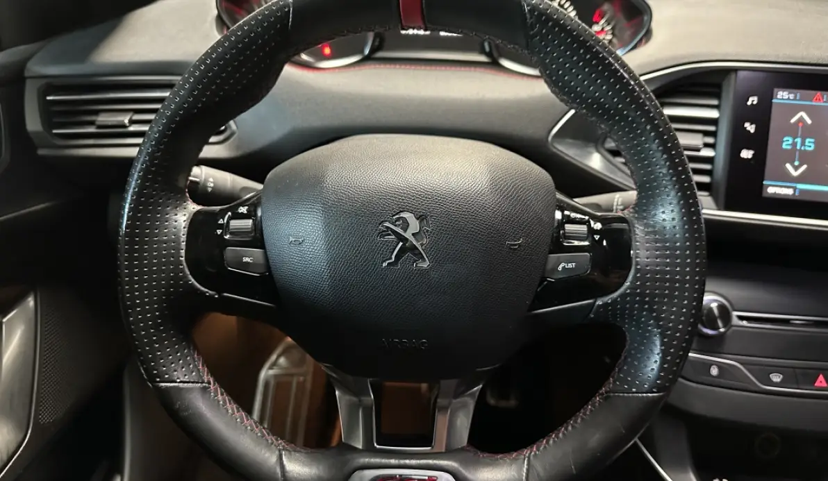 Peugeot 308 GTi By Peugeot Sport