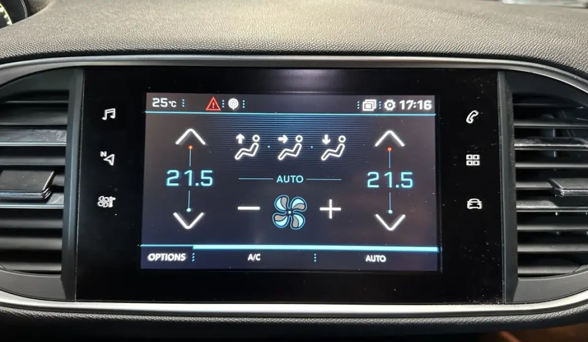 Peugeot 308 GTi By Peugeot Sport