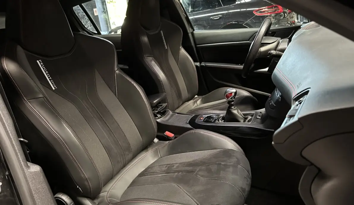 Peugeot 308 GTi By Peugeot Sport