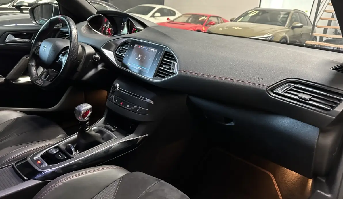 Peugeot 308 GTi By Peugeot Sport