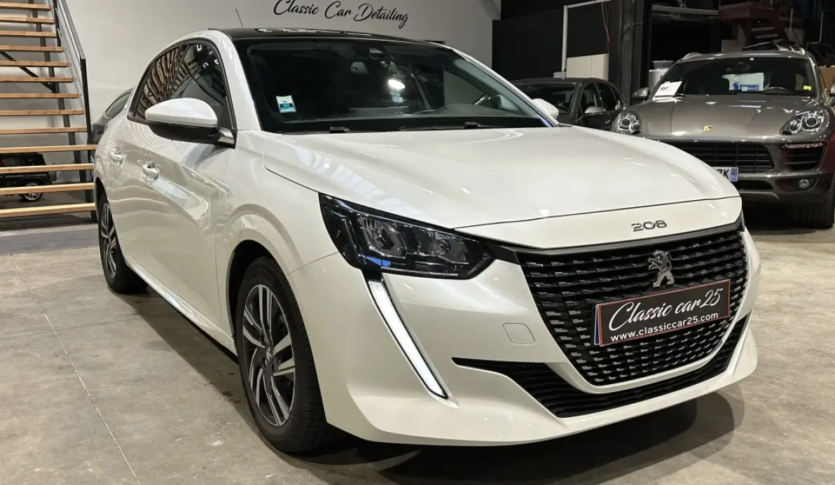 Peugeot 208 Allure Business PureTech 100ch BVM Blanc Nacré