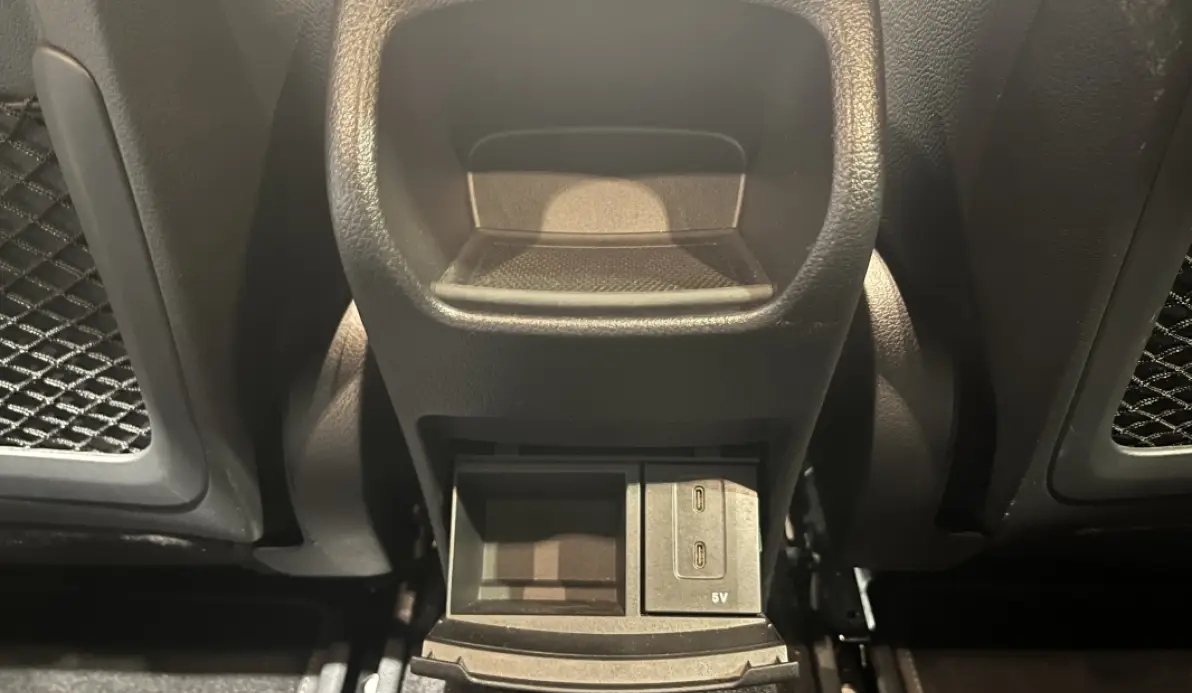 Mercedes Classe A A 180 d 116ch Toit ouvrant / Éclairage d'ambiance / Caméra