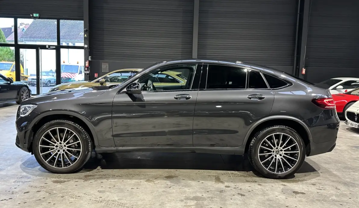 Mercedes GLC Coupé 300 DE 4MATIC AMG LINE 9G-TRONIC