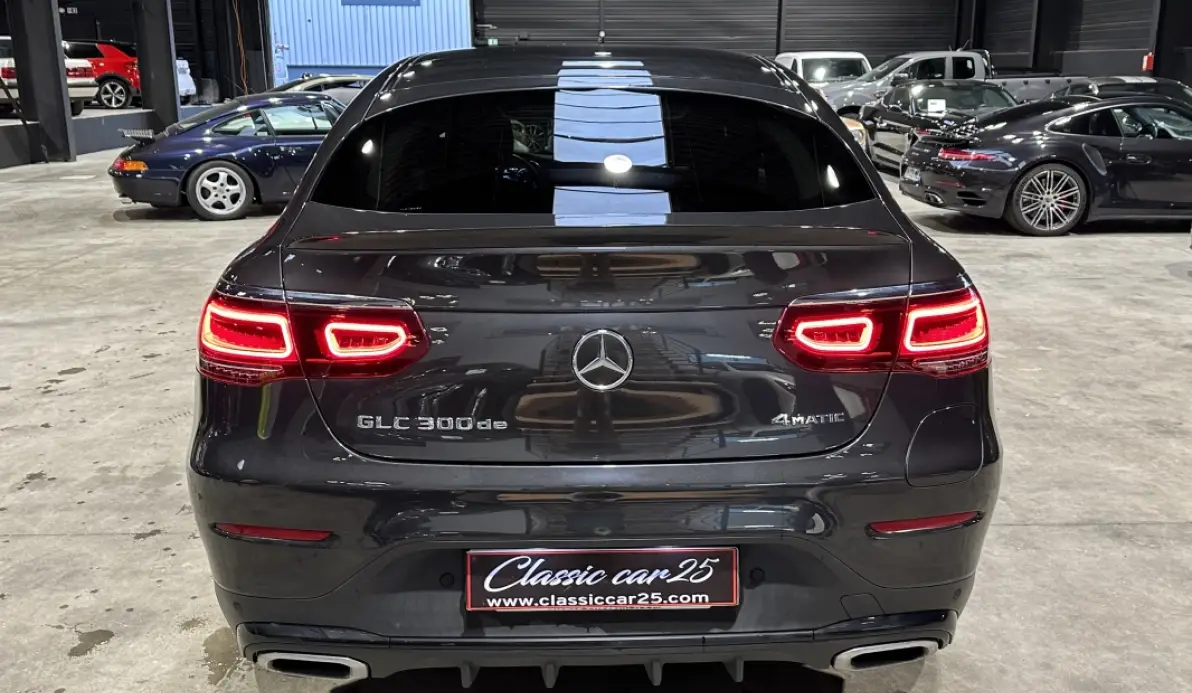 Mercedes GLC Coupé 300 DE 4MATIC AMG LINE 9G-TRONIC