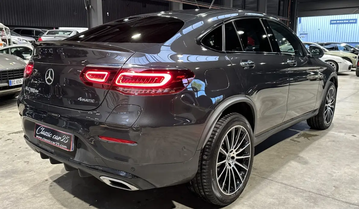 Mercedes GLC Coupé 300 DE 4MATIC AMG LINE 9G-TRONIC