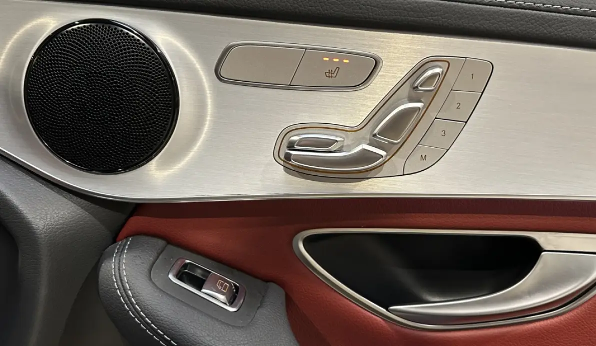 Mercedes GLC Coupé 300 DE 4MATIC AMG LINE 9G-TRONIC