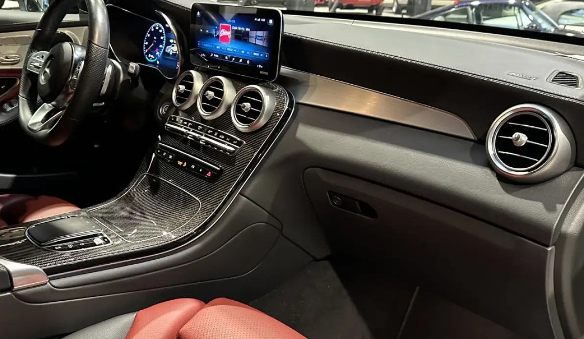 Mercedes GLC Coupé 300 DE 4MATIC AMG LINE 9G-TRONIC