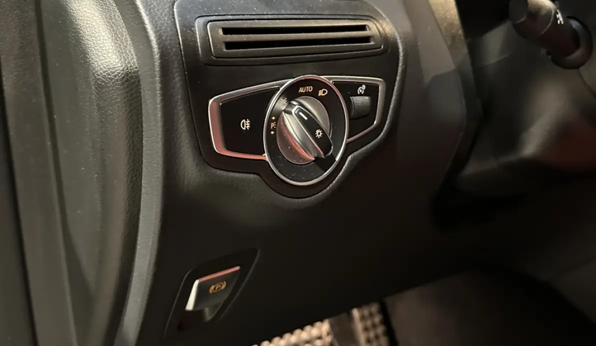 Mercedes GLC Coupé 300 DE 4MATIC AMG LINE 9G-TRONIC