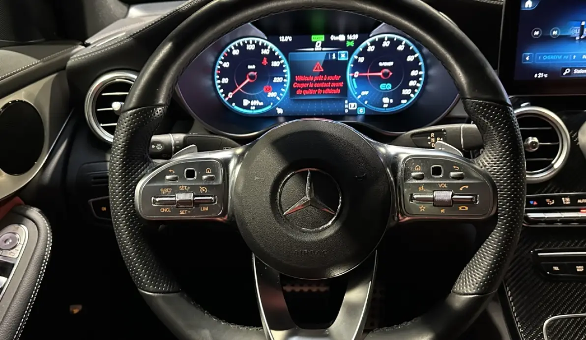 Mercedes GLC Coupé 300 DE 4MATIC AMG LINE 9G-TRONIC