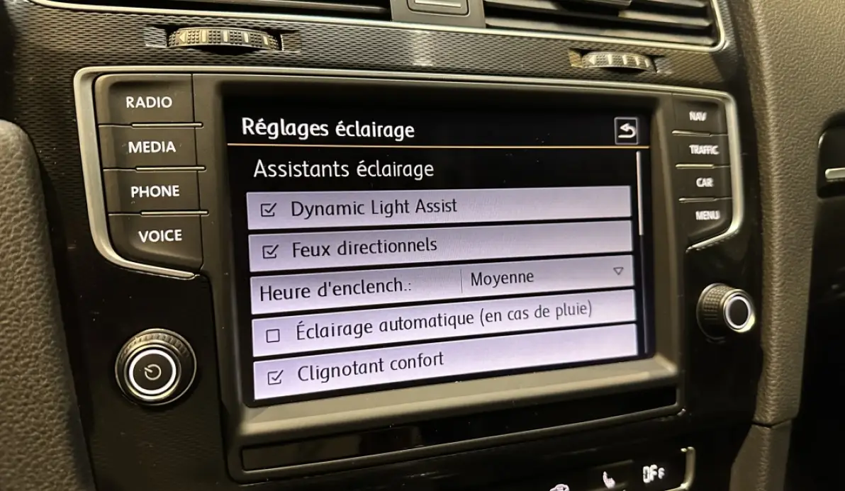 Volkswagen Golf GTI Performance 2.0 TSI 230 DSG6 5P