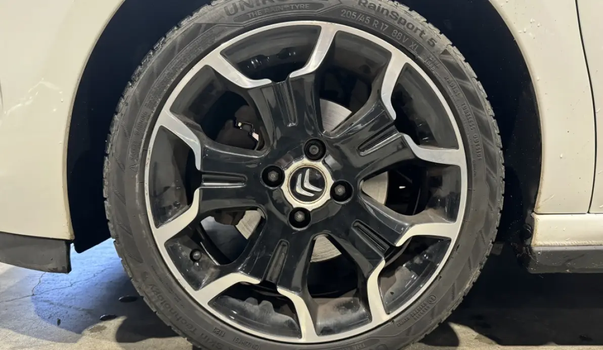 Citroën DS3  1.6 THP 155 Sport Chic