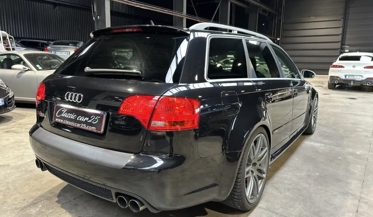 Audi RS4 4.2 V8 420cv