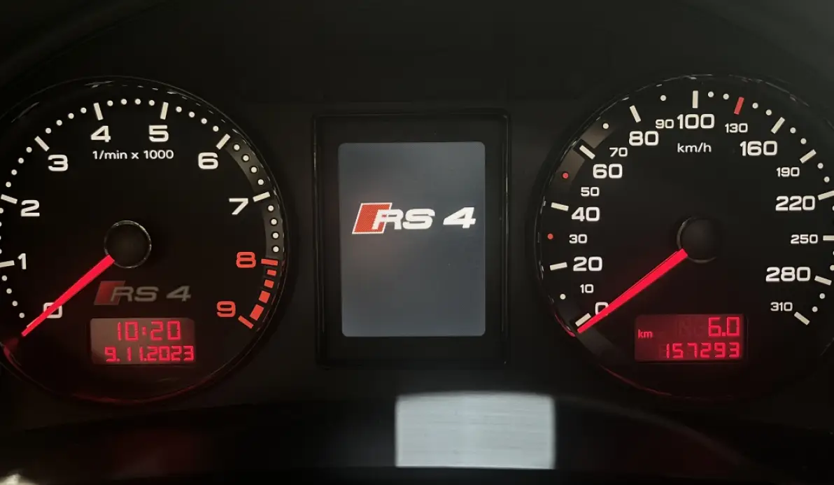 Audi RS4 4.2 V8 420cv