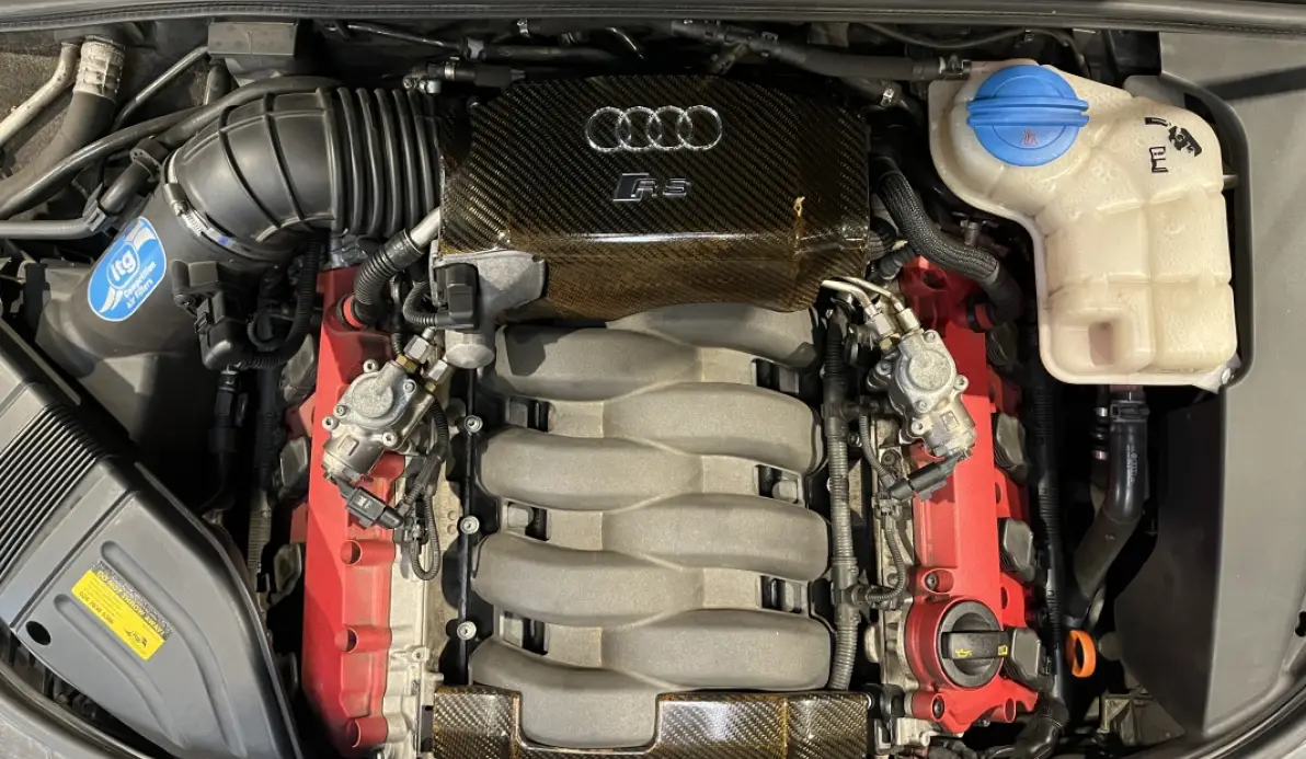 Audi RS4 4.2 V8 420cv