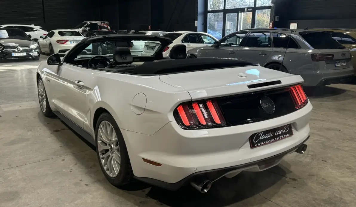 Ford Mustang GT Convertible 5.0 V8 421ch BVA
