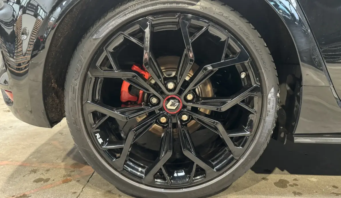 Renault Mégane  1.8 T 280CH EDC 4Control