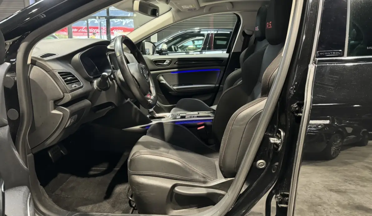 Renault Mégane  1.8 T 280CH EDC 4Control