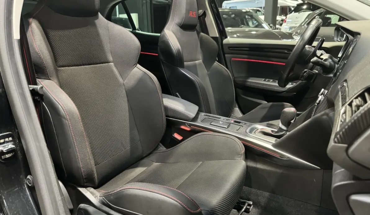 Renault Mégane  1.8 T 280CH EDC 4Control