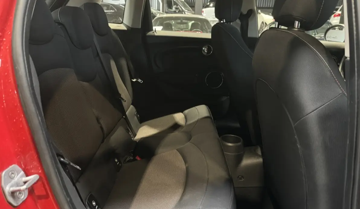 Mini cooper 5P 1.5 136 COOPER