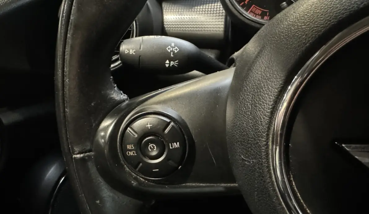 Mini cooper 5P 1.5 136 COOPER