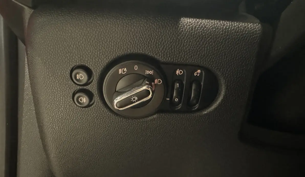 Mini cooper 5P 1.5 136 COOPER
